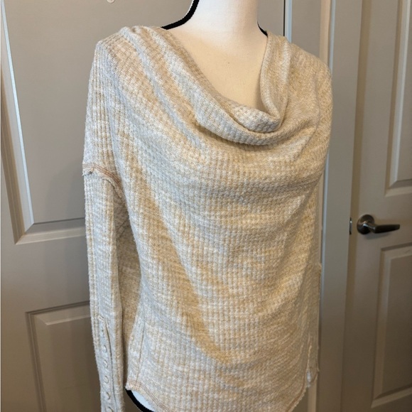 Free People cream tan cowl neck oversized waffle knit sweater size S - Picture 10 of 16
